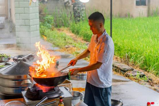 image028.jpg image028.jpg